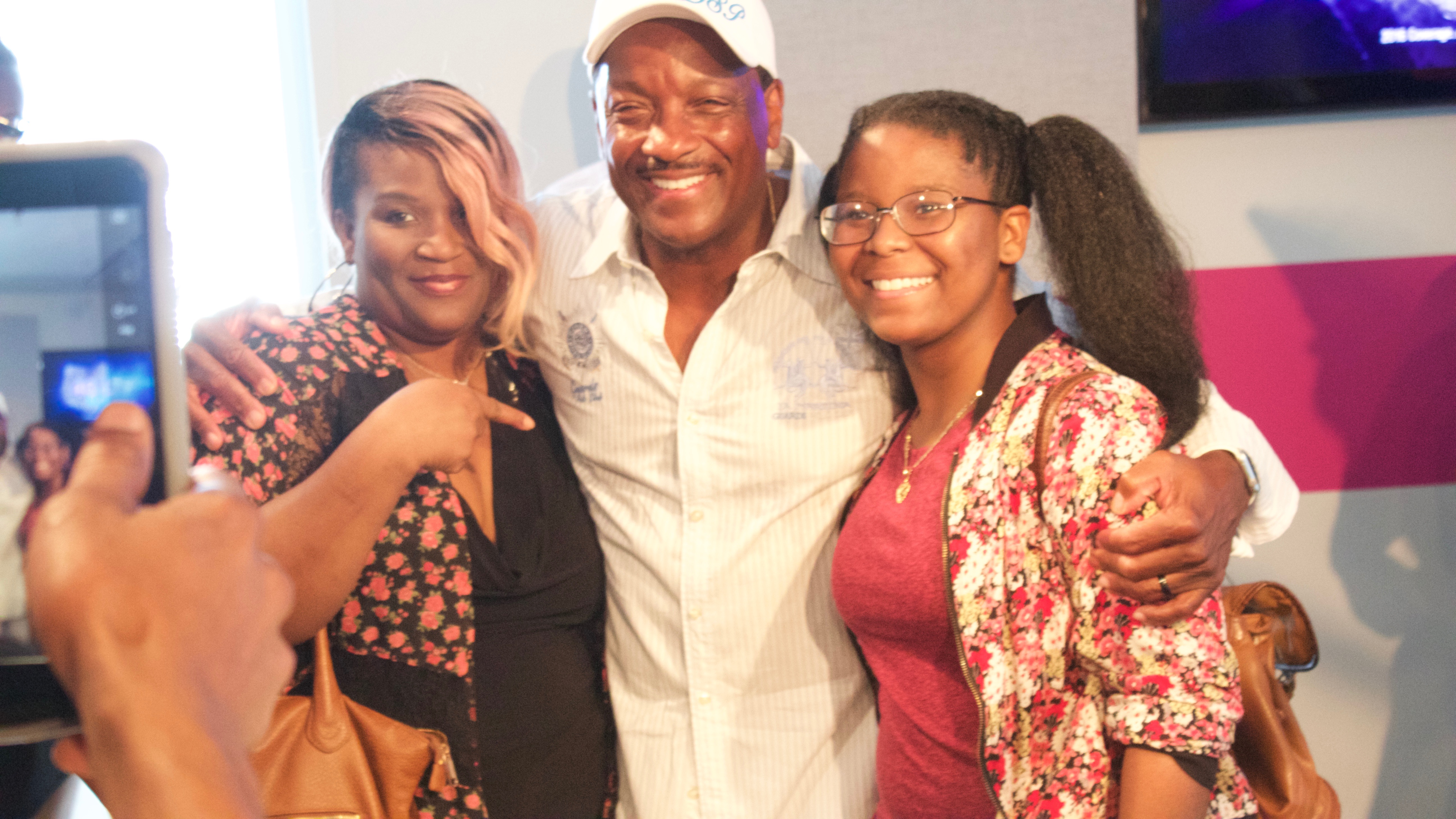 [Photos] Donnie Simpsons 1-Year Anniversary At Majic 102.3