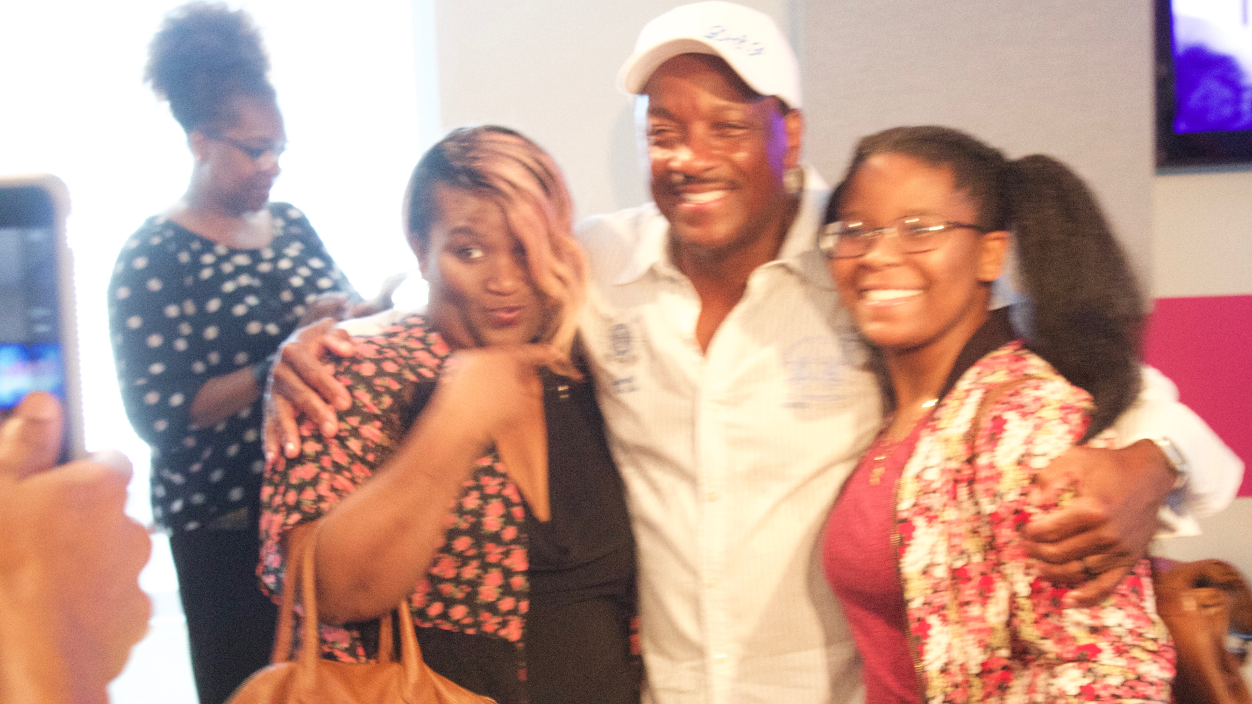 [Photos] Donnie Simpsons 1-Year Anniversary At Majic 102.3