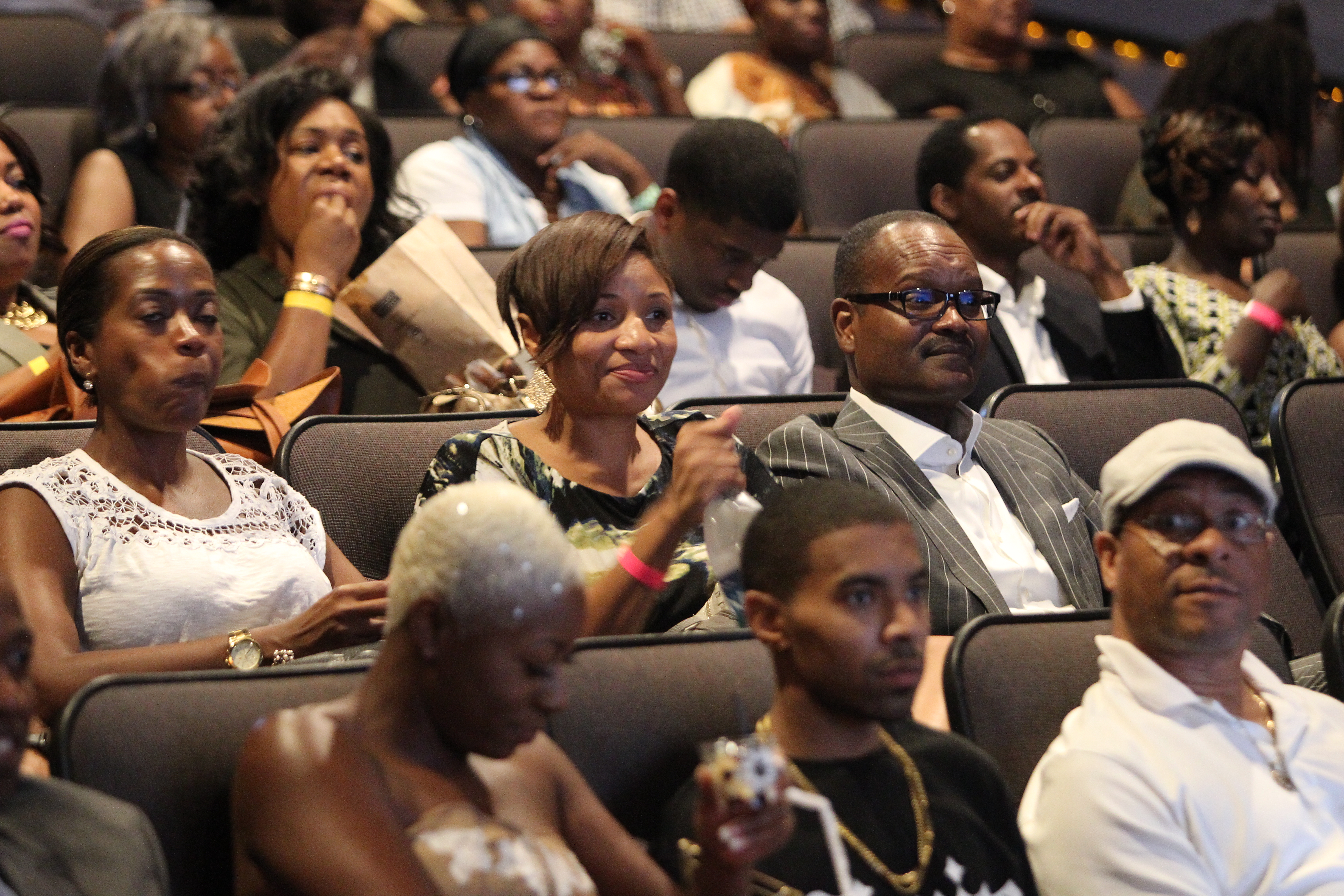 [Photos] Russ Parr's "Ringside" Screening Red Carpet