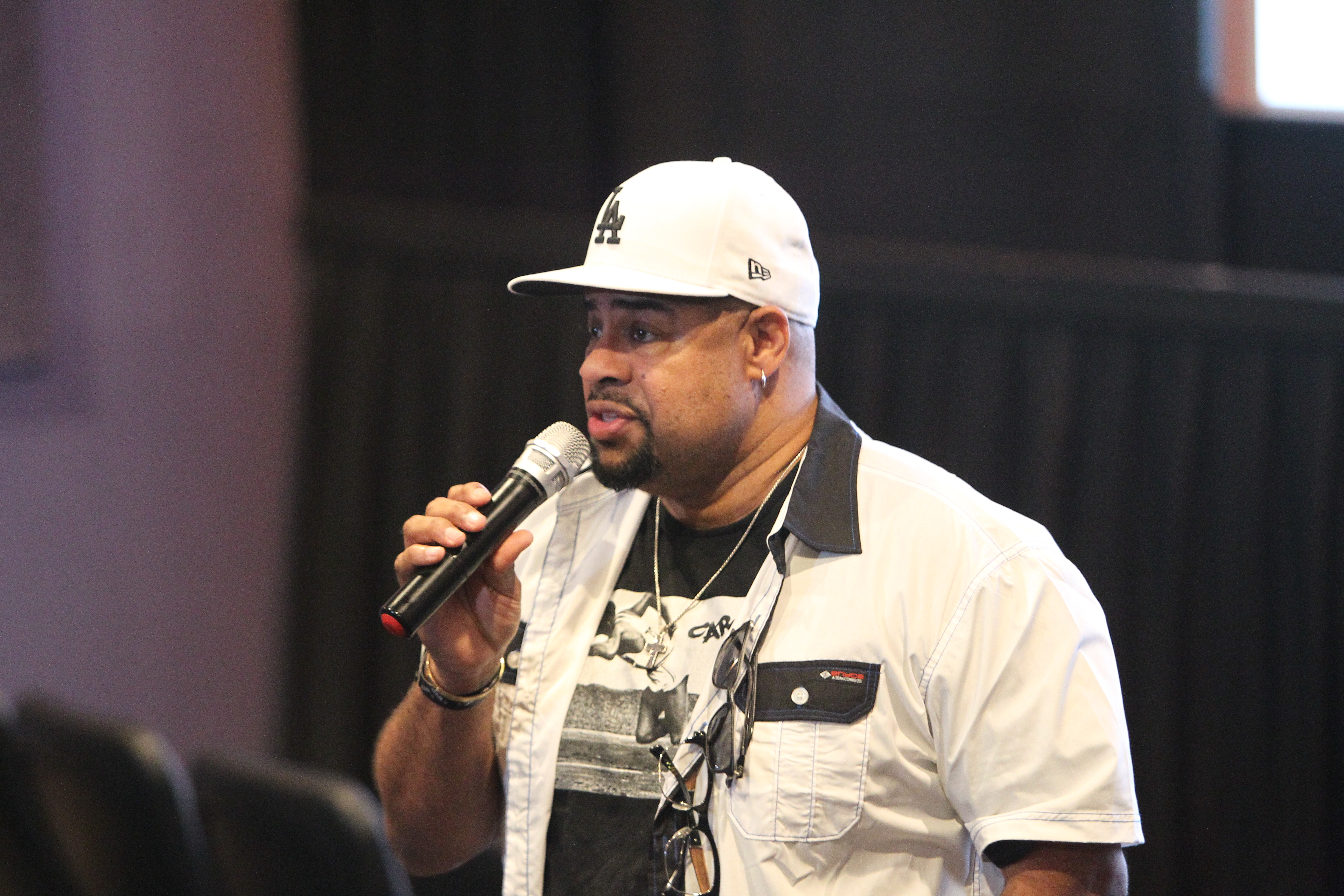 [Photos] Russ Parr's "Ringside" Screening Red Carpet