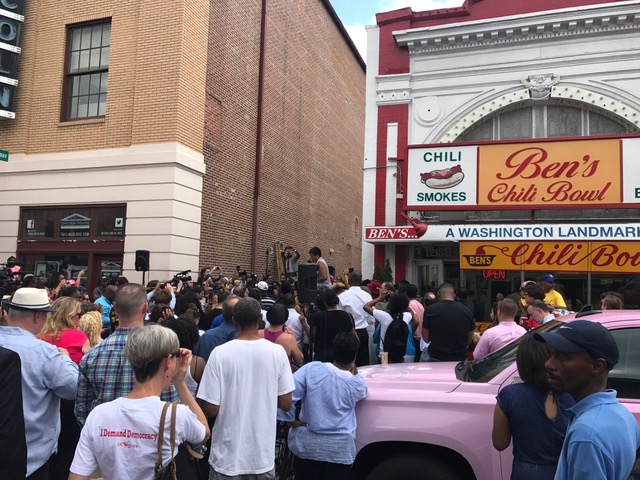 Majic At Ben's Chili Bowl