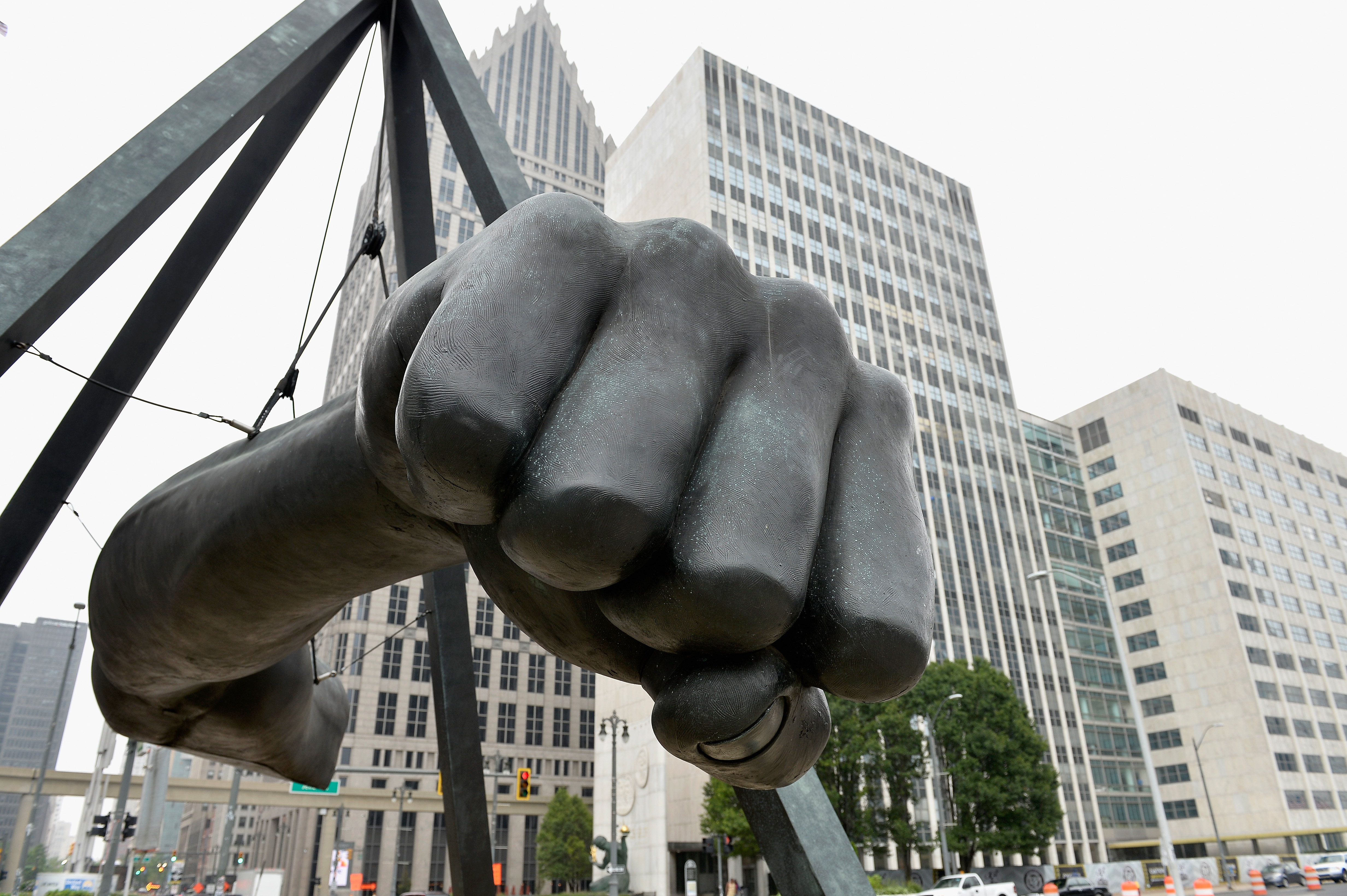 Detroit Exteriors And Landmarks