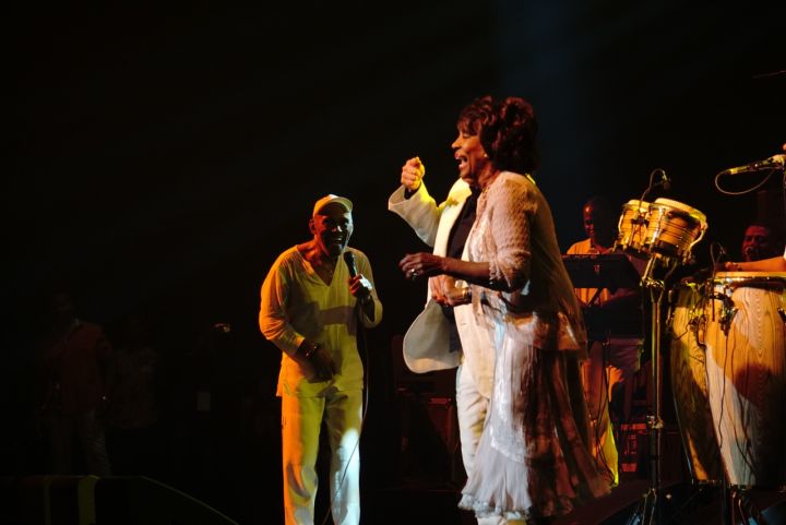 Maze Featuring Frankie Beverly, Tom Joyner & Maxine Waters