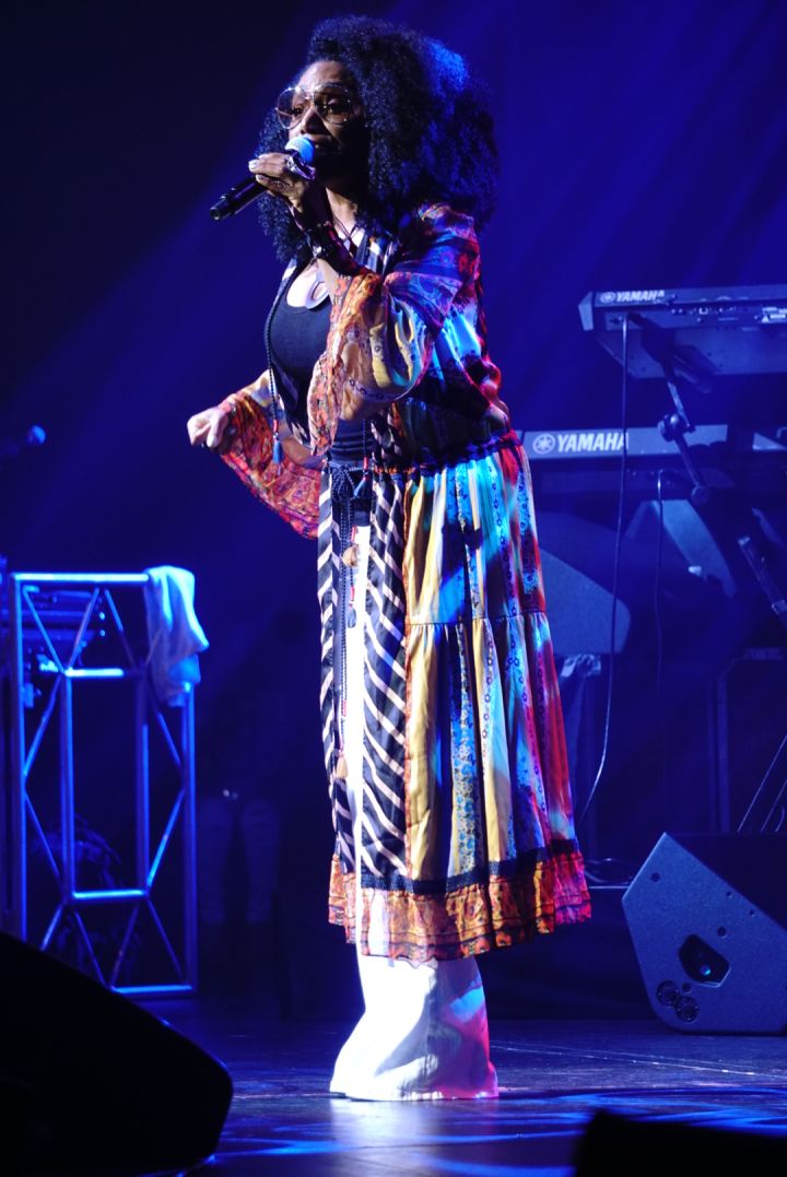 Karyn White