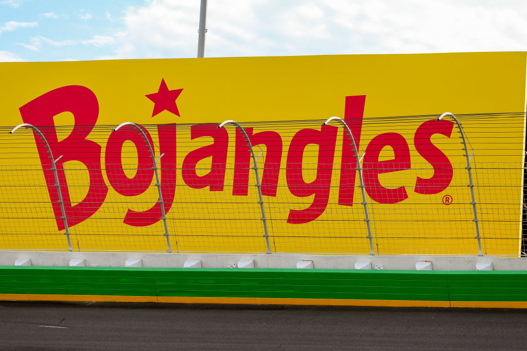 AUTO: JUL 09 NASCAR Cup Series Quaker State 400