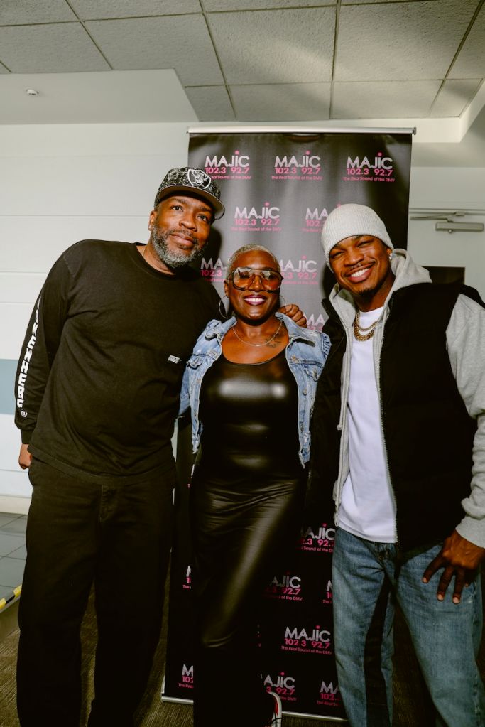 Ne-Yo At Majic 102.3/92.7 Studios