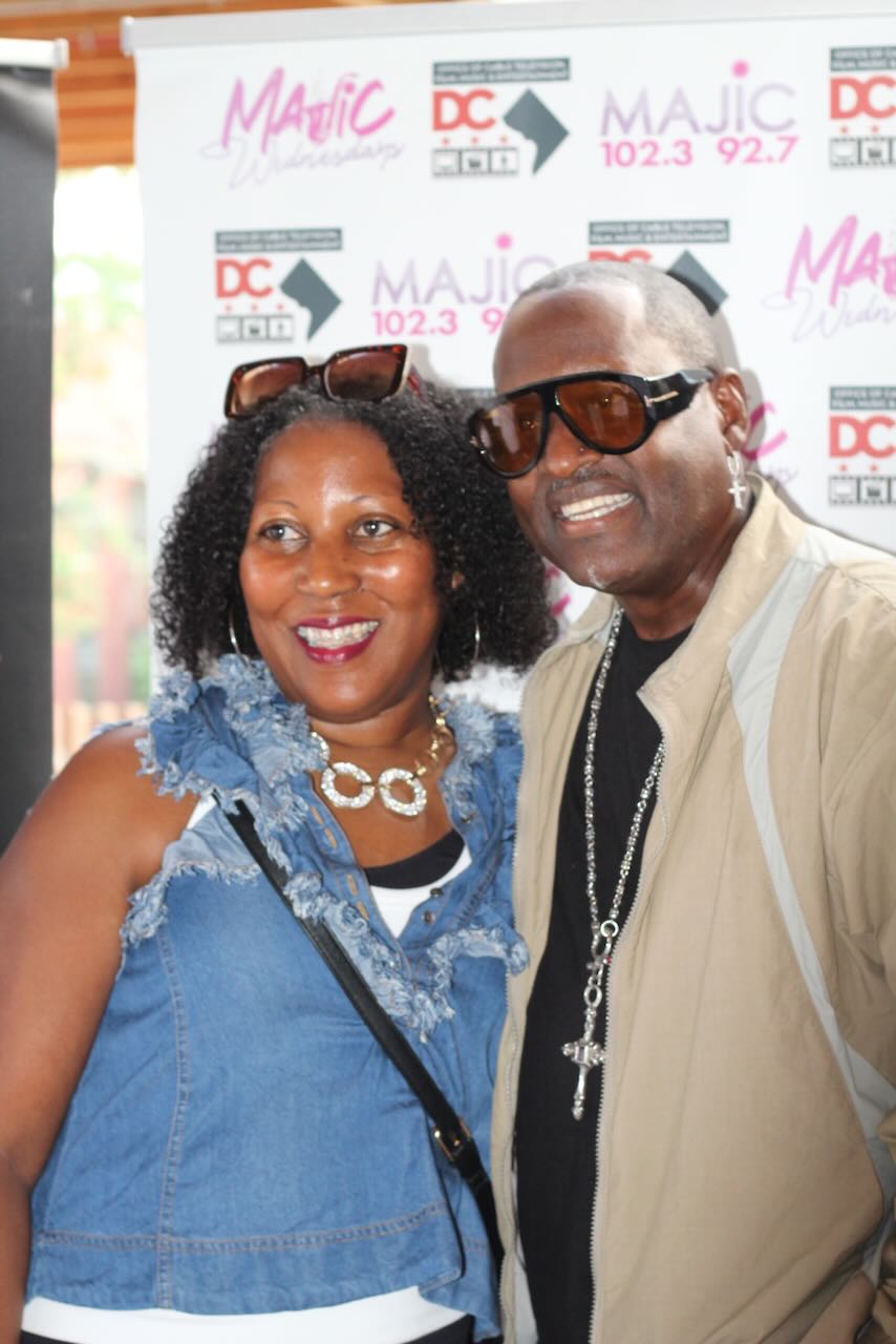 Johnny Gill and Perfekt Blend Band at Majic Wednesdays