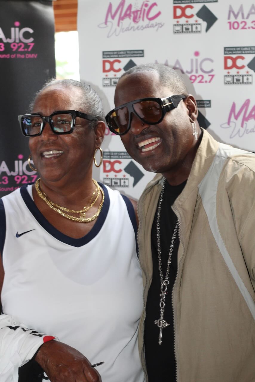 Johnny Gill and Perfekt Blend Band at Majic Wednesdays