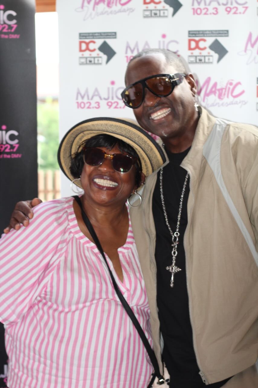 Johnny Gill and Perfekt Blend Band at Majic Wednesdays