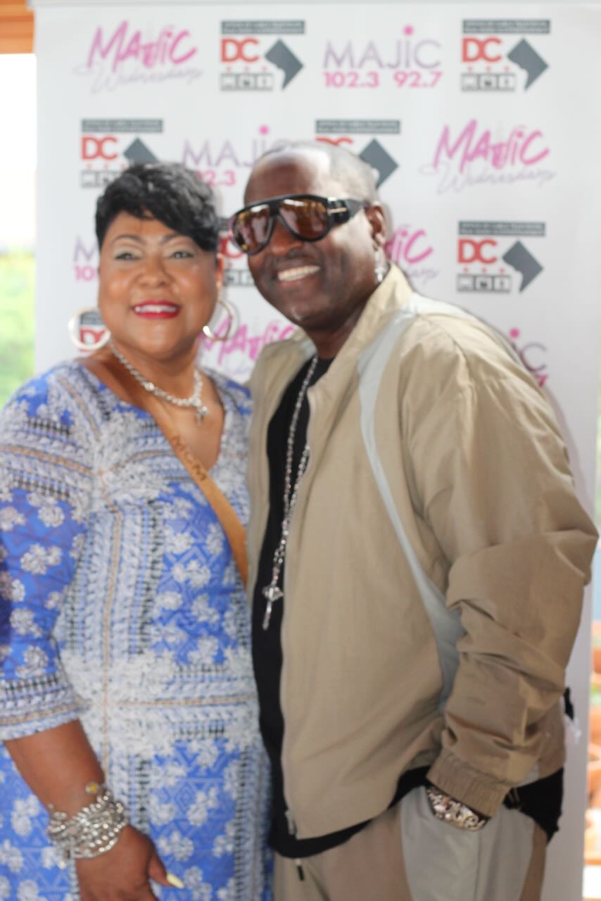 Johnny Gill and Perfekt Blend Band at Majic Wednesdays