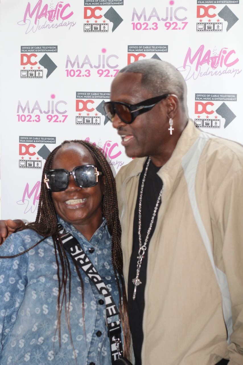 Johnny Gill and Perfekt Blend Band at Majic Wednesdays