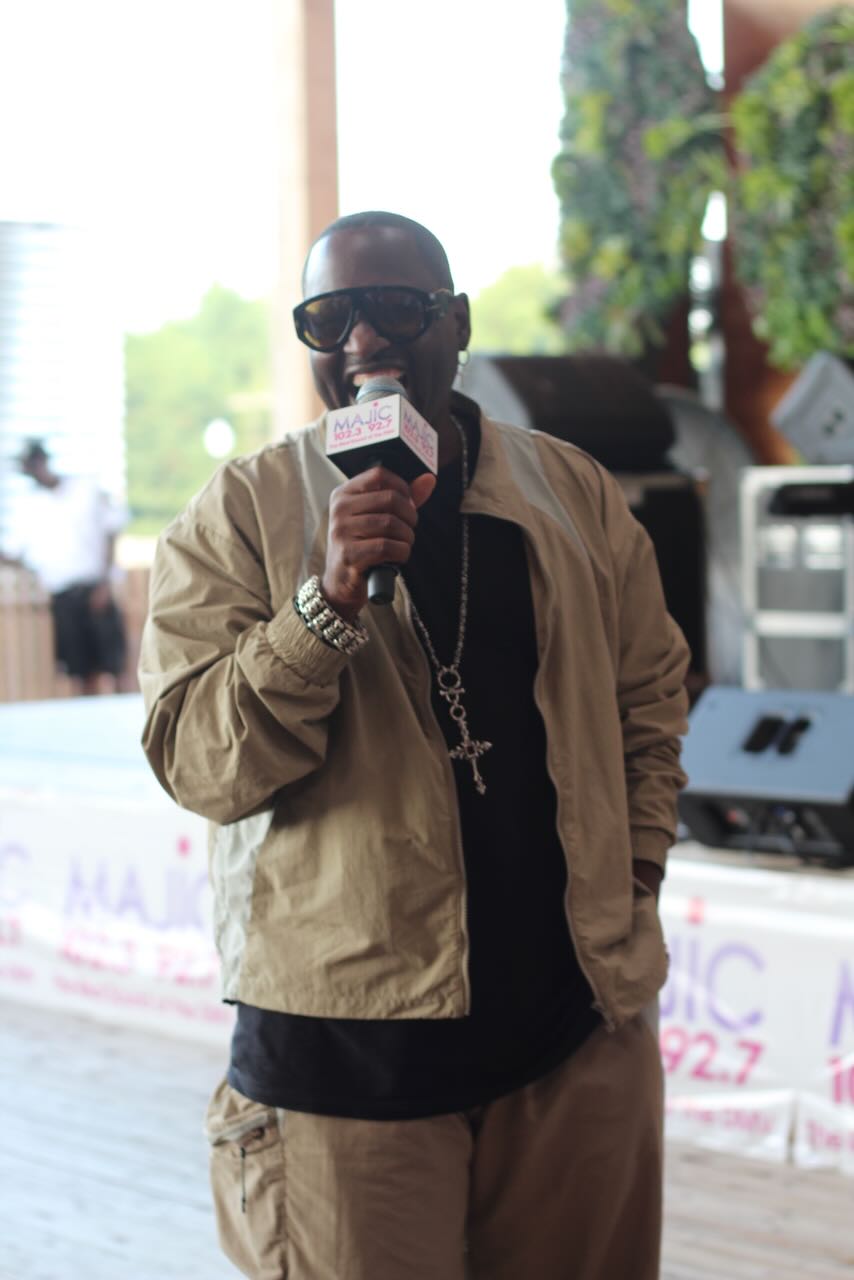 Johnny Gill and Perfekt Blend Band at Majic Wednesdays
